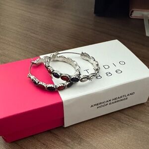 Avon Studio 1886 American Heartland Silvertone Hoop Earrings